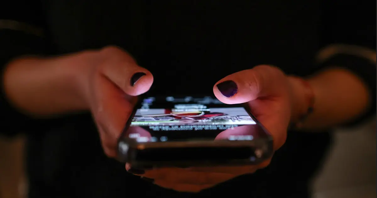 Yunanistan 15 yaş altına sosyal medyayı yasaklıyor